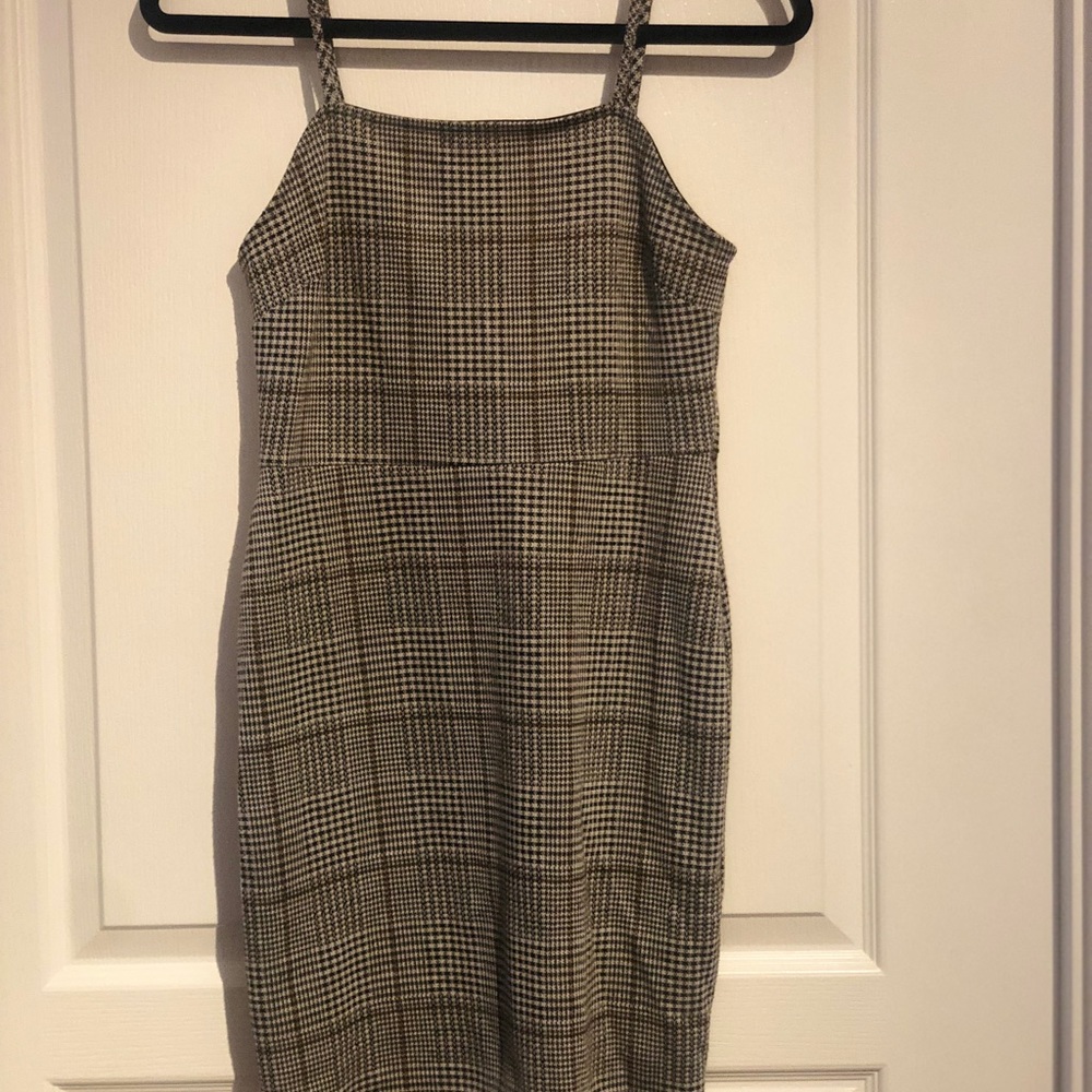 Forever 21 Houndstooth Pattern Mini dress